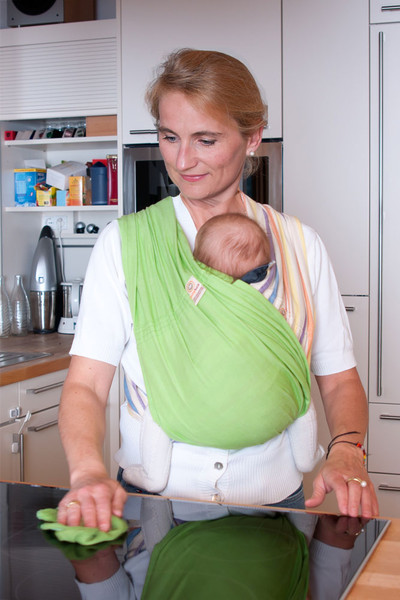 Das Babytuch in der Kreuztrage Das Babytuch in der Kreuztrage